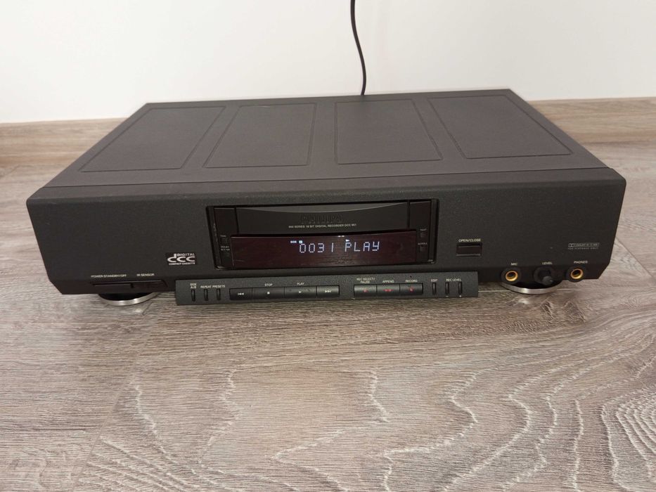 Колекционерски DCC дек Philips DCC951