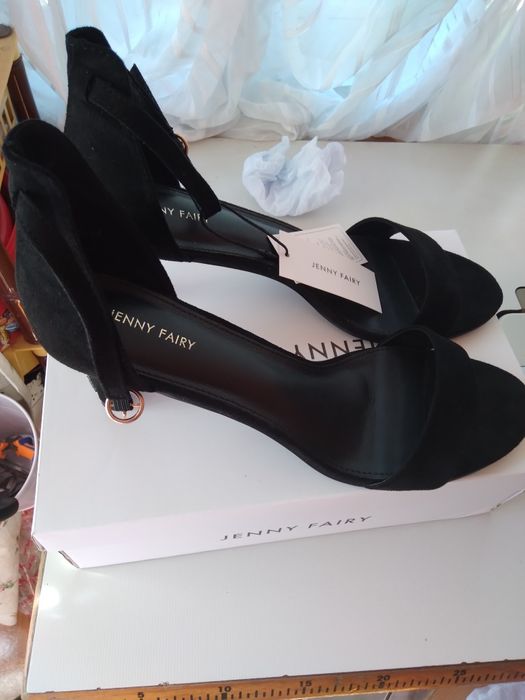 Sandale  Elegante.  Jenny Fairy