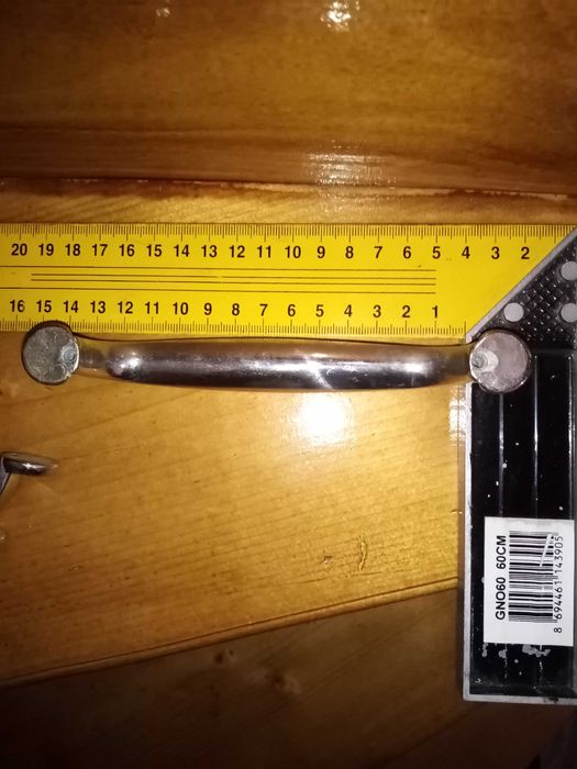 Неръждаеми мебелни дръжки