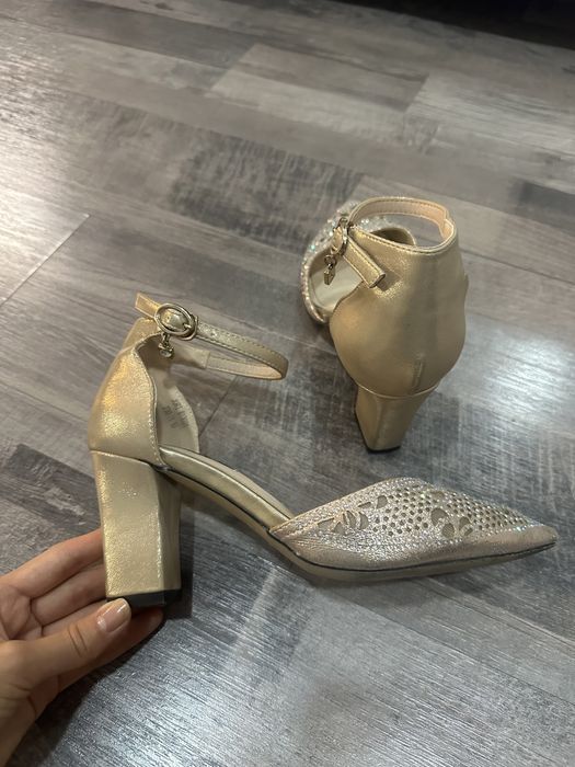 Туфли вечерние