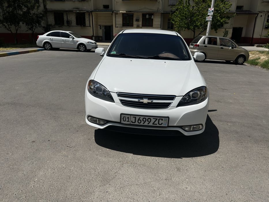 Gentra  avtomat 2017 yil
