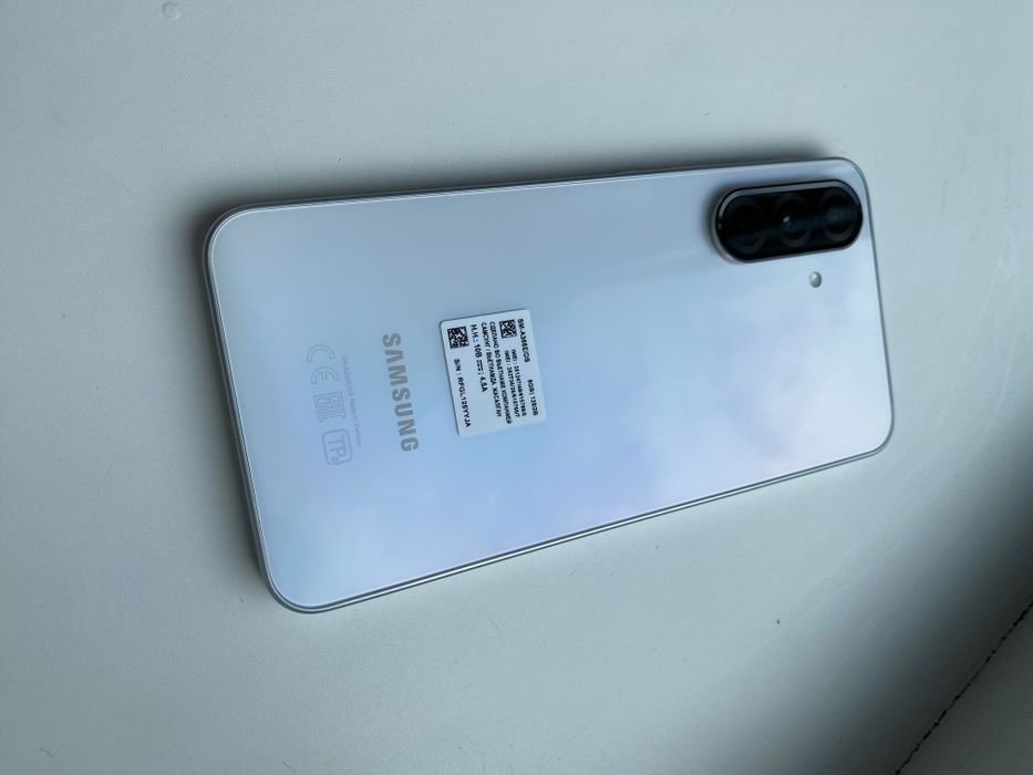 Продам или обмен Самсунг А36 5g обмен Айфон
