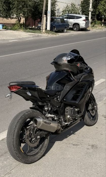 Мотоцикл 400 кубов