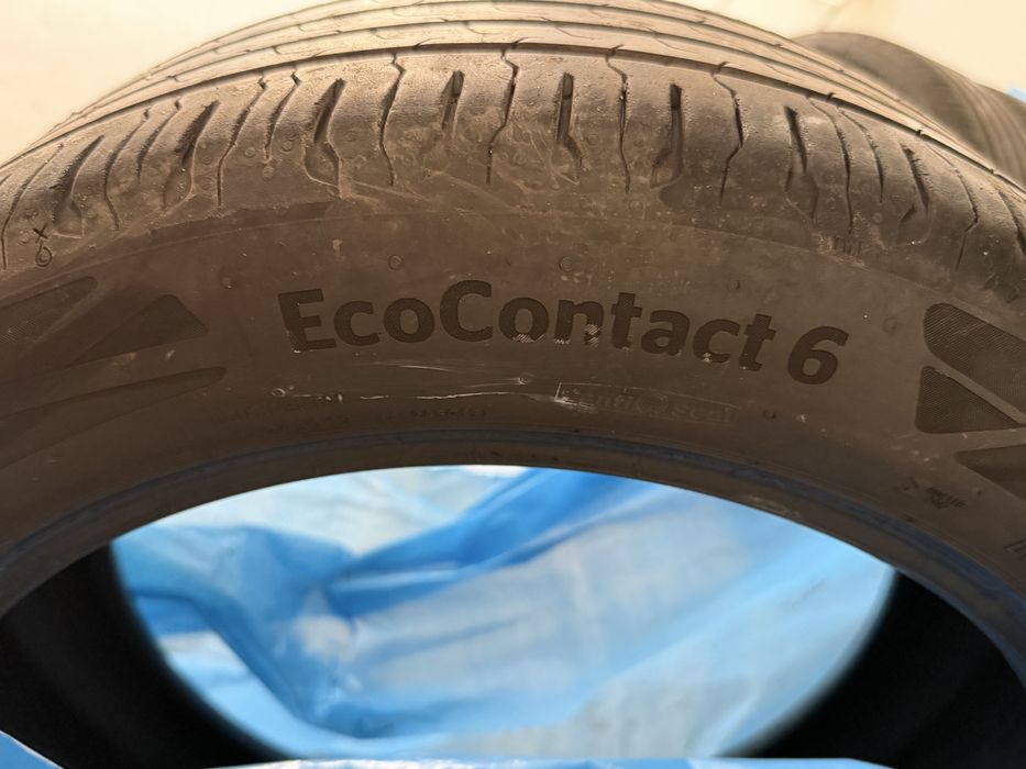 Комплект летни гуми Continental Eco Contact 6 245/45/R18