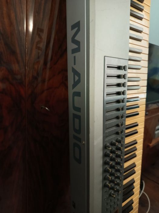 Midi клавиатури...промоция