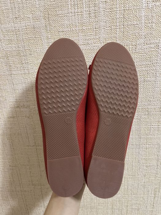 Продам балетки новые