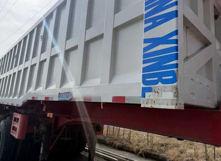 Новый полуприцеп самосвал 2026