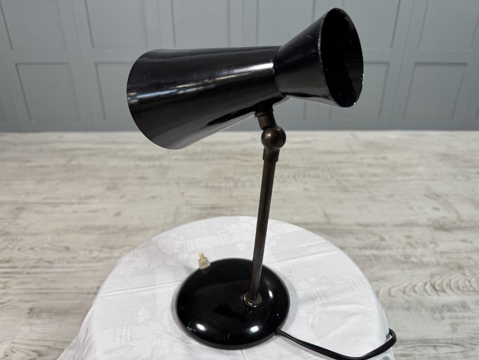 Винтидж настолна метална лампа Р399