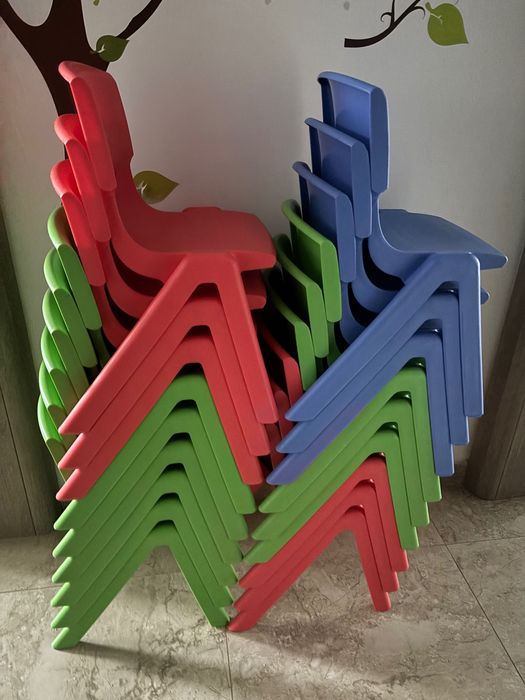 Set 10 scăunele stivuibile