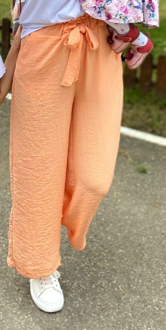 Pantaloni largi, orange