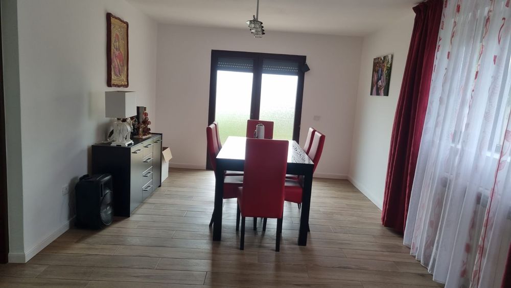 Casa în comuna cochirleanca,