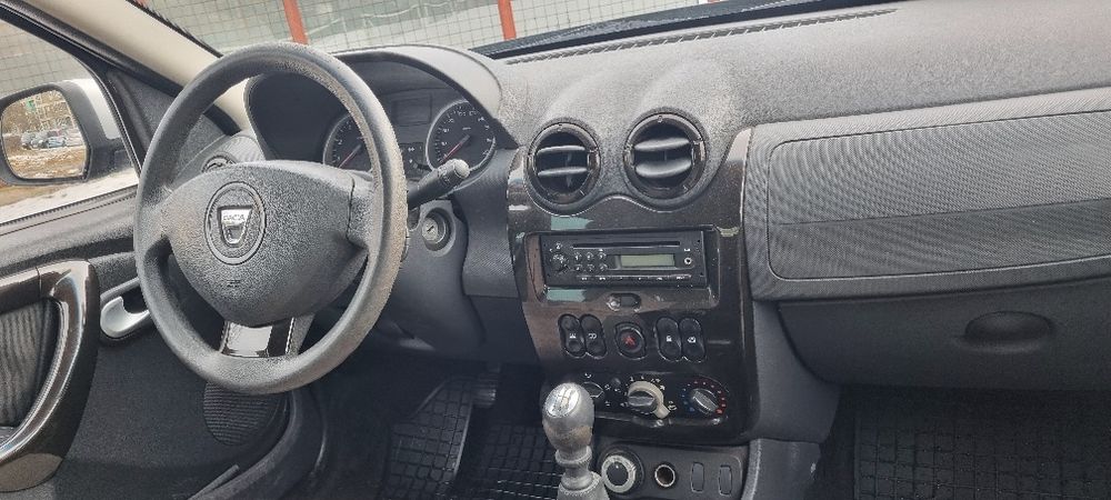 Duster 2012 4×4 1,5 deci prestigiu