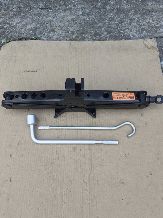 Cric,cheie de roti NISSAN Qashqai,Juke,X-trail,RENAULT Kadjar,Koleos