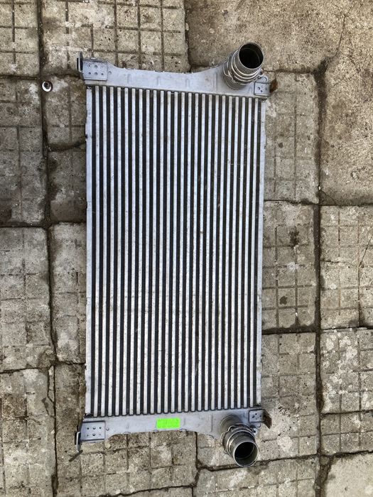 Интеркулер за Тойота Аурис/ Toyota Auris 2.0D4D/2.2D-CAT 06-11г