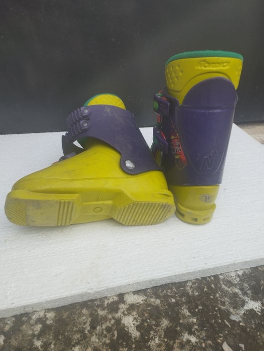 Детски ски обувки