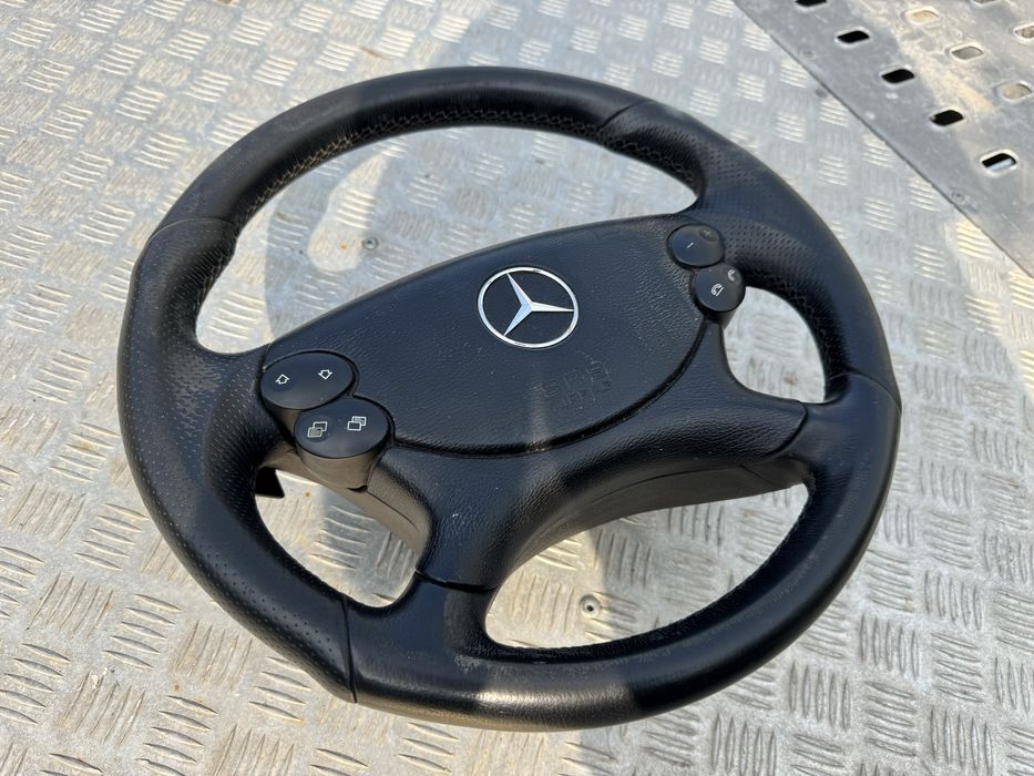 AMG ергономичен волан с пера Mercedes CLK, CLS, E класа