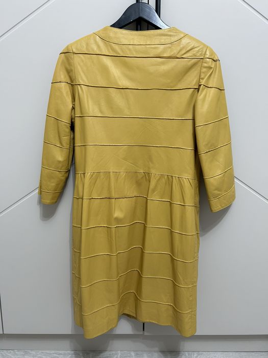 Плащ кожаный женский