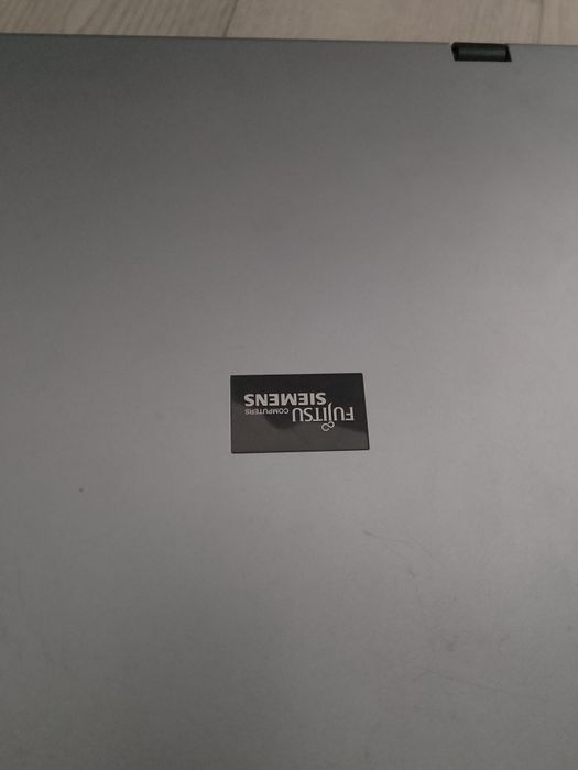 Ноутбук  старый нет зарядки