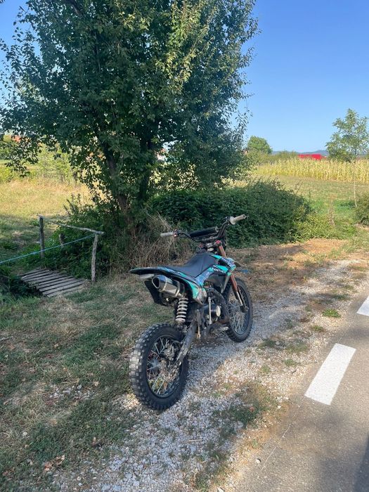 Vând kxd 140cc ca nou