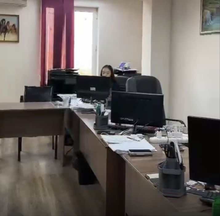 Офисный мебель стол кресло бу состояния хороши