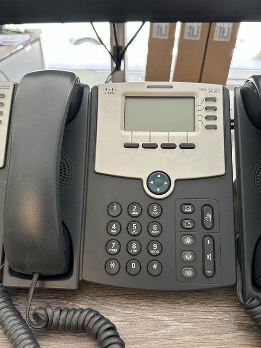 IP телефони Cisco SPA502G/SPA504G/SPA508G