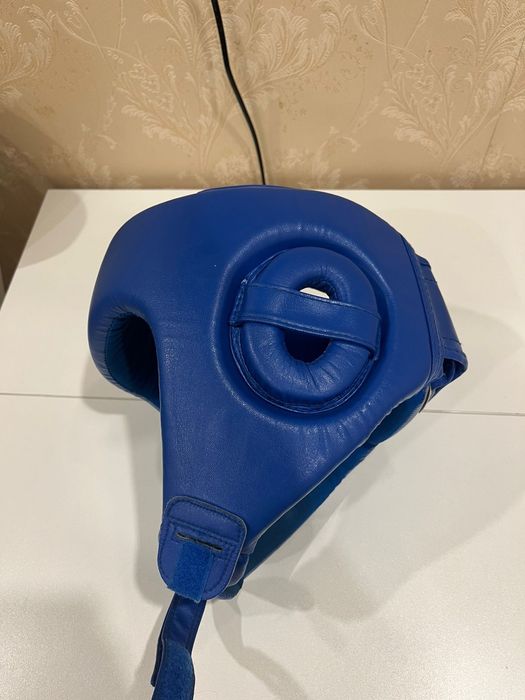 Шлем  wesing продаётся для бокса .