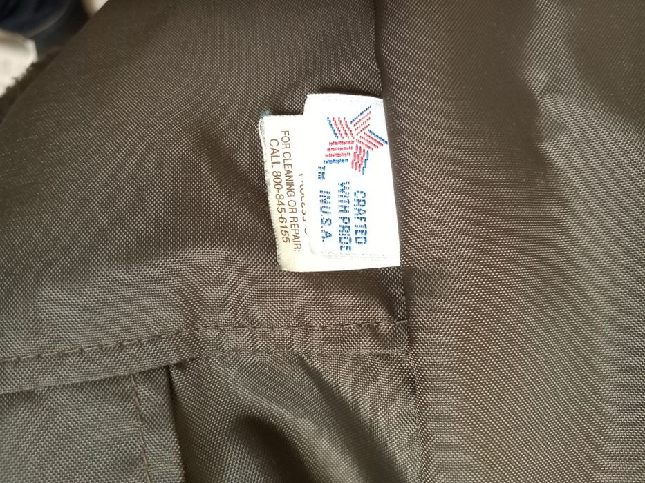 Продаётся. Мужская кожанная куртка.