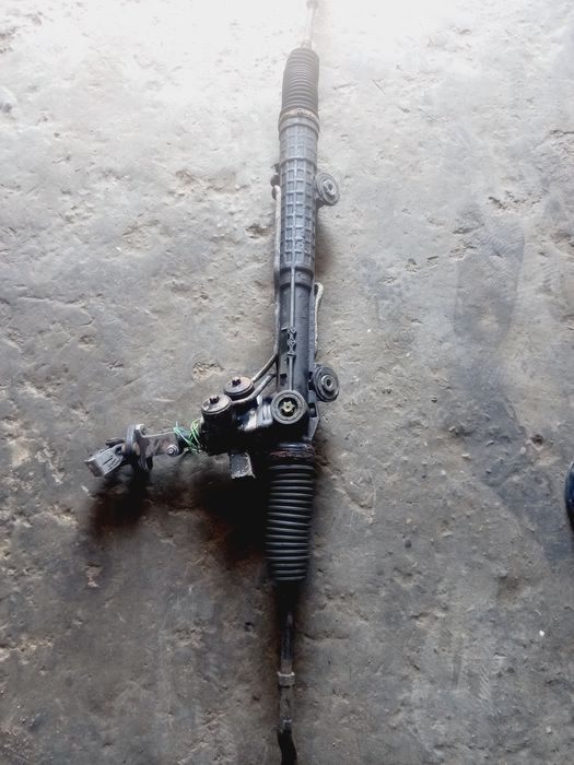 W210 Мерседес рейка