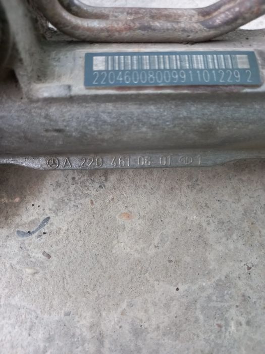 Рулевая рейка на w220 мерседес.