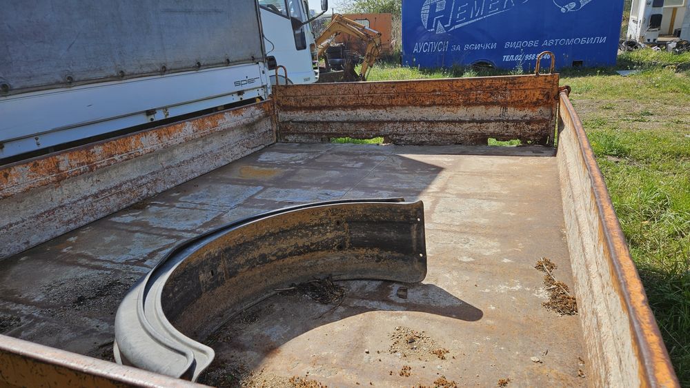 Самосвален кош на 12 волта