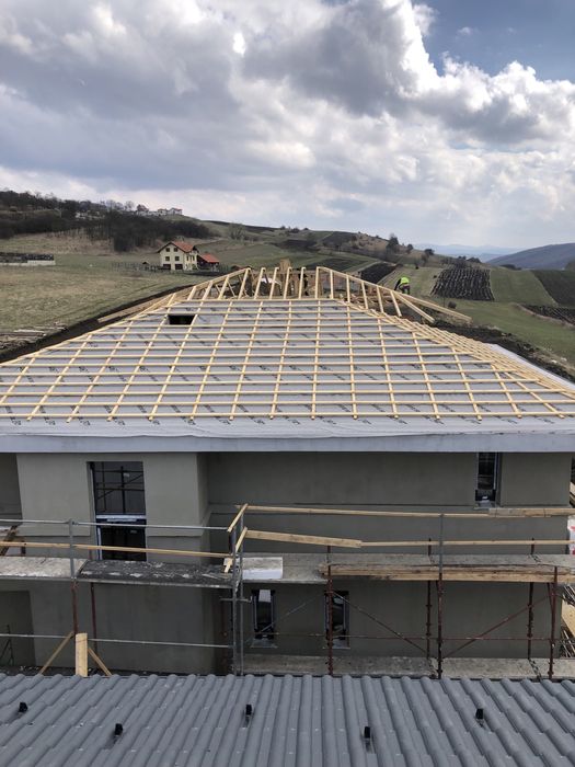 Reparatii acoperisuri /hidroizolatii /jgheaburi fara imbinare/Bilka