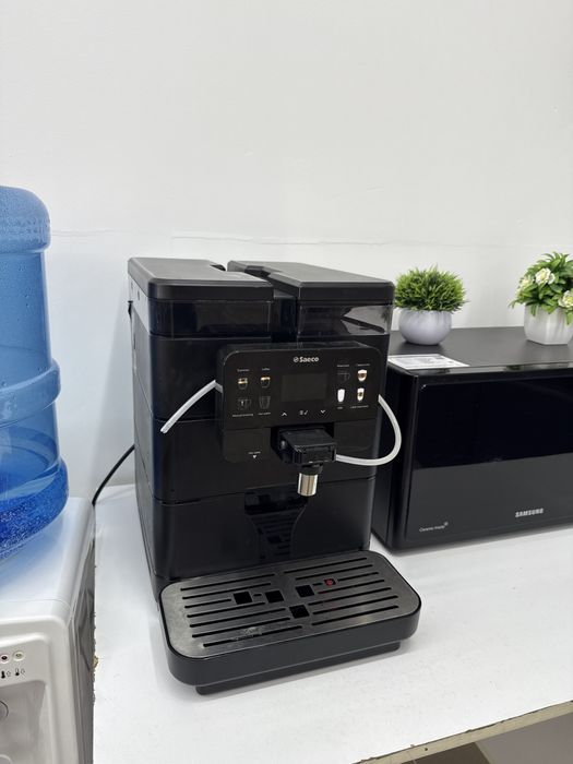 Продам кофе машину в идеальном состояний