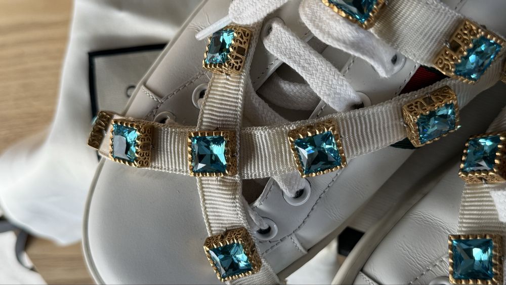 Vand GUCCI Originali  !!!