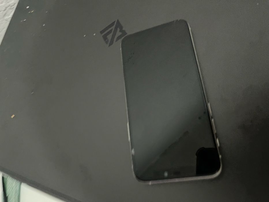 Продам Iphone 11 pro 64 gb