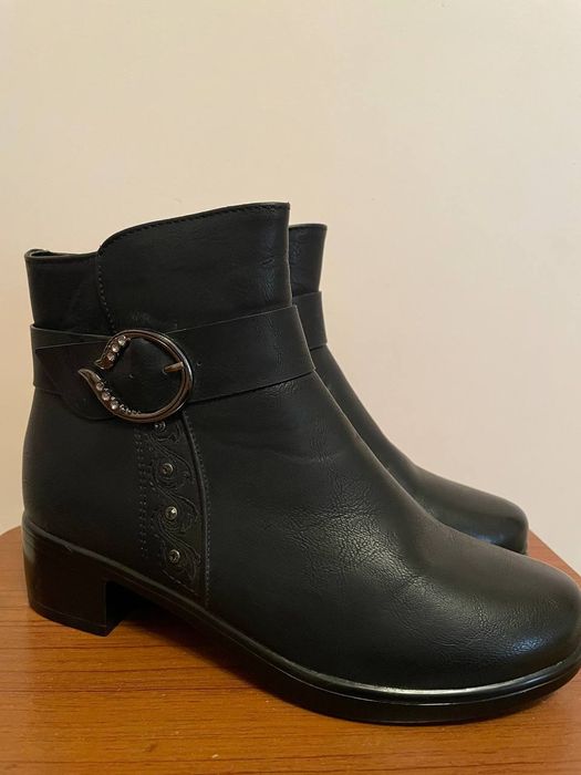 Etik qora ayollarniki