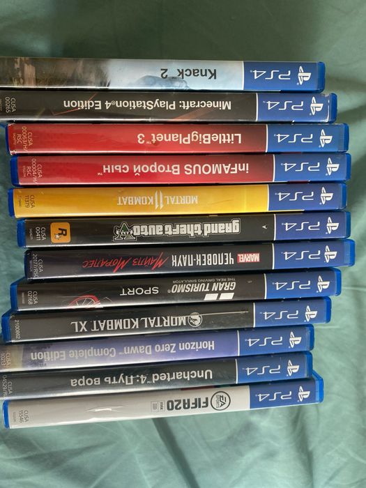 Игры PS4 ПС4 продаю коробки с дисками