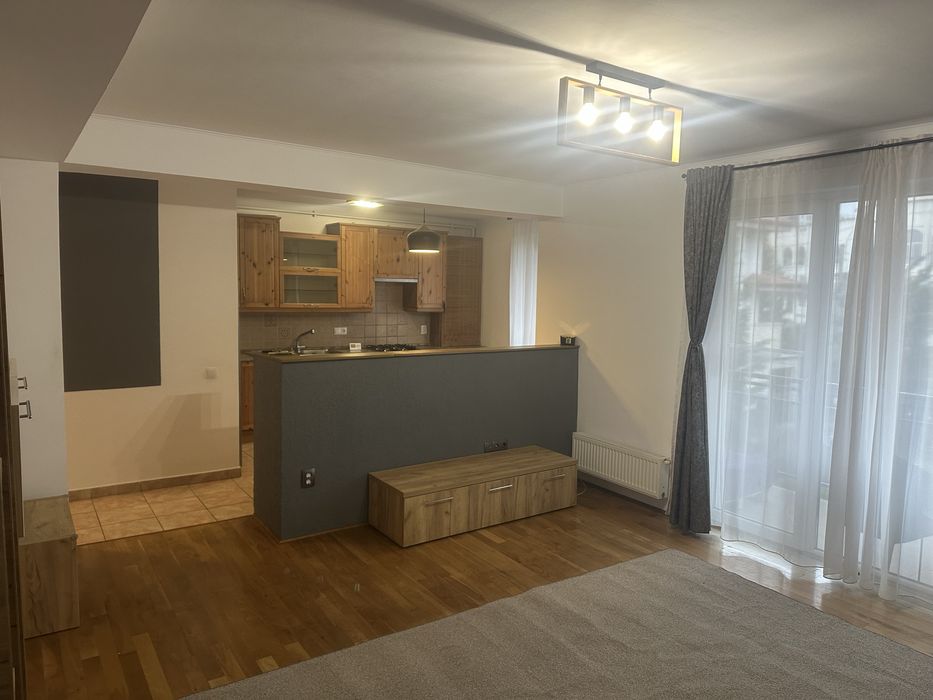 Apartament de inchiriat