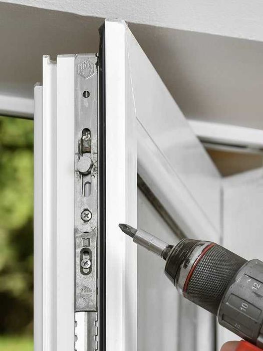 Регулировка окон Ремонт пластиковых окон дверей Akfa - москитные сетки