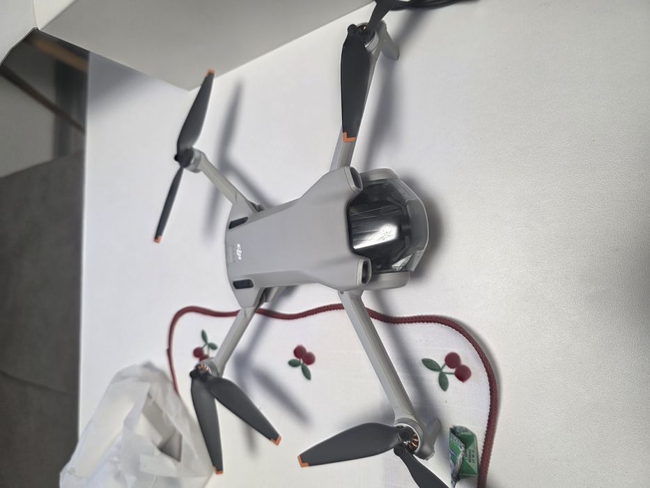 Дрон  DJI mini 3