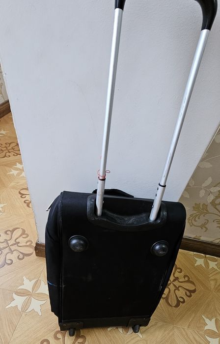 Продам чемодан сумку ручная кладь