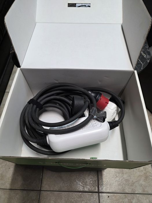 Зарядна станция за електрически автомобил