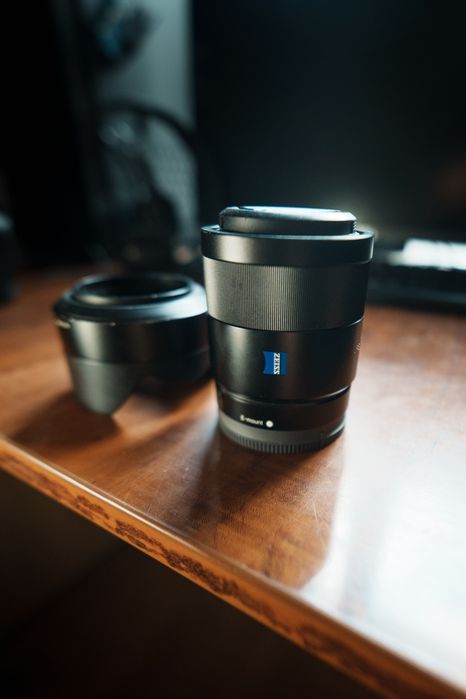 Объектив sony zeiss 55m 1.8