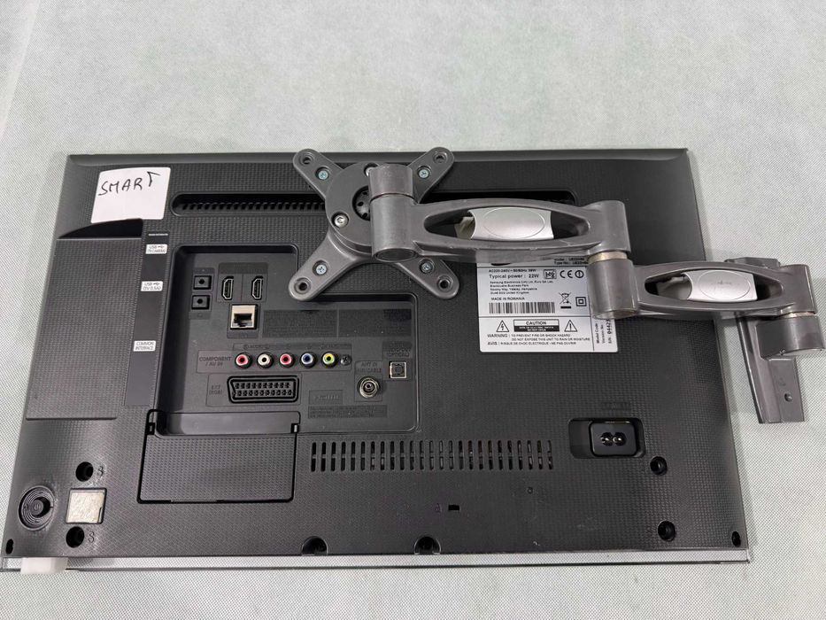 Телевизор - Samsung 22 inch / smart / A12
