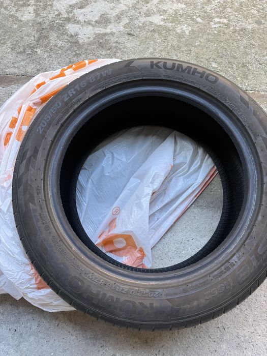 Летни гуми KUMHO 205/50 ZR16 87W