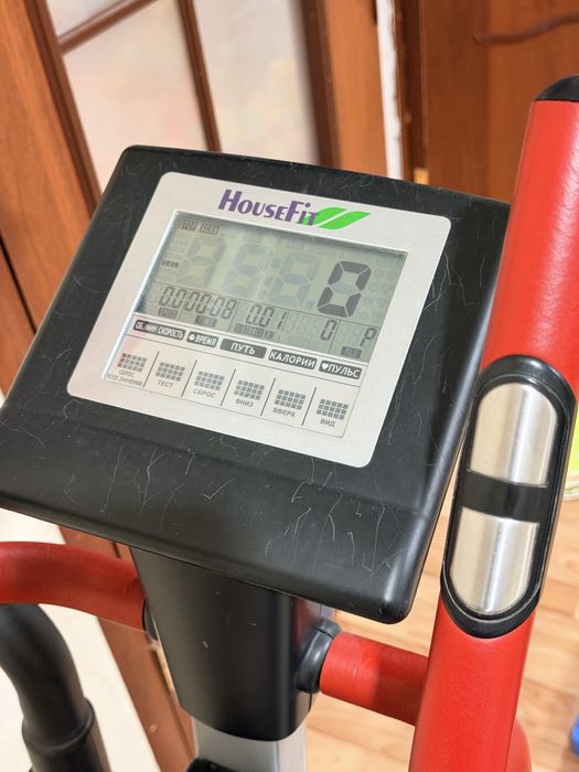 Эллиптический тренажер HouseFit