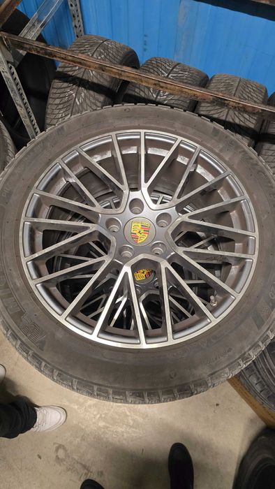 Джанти с гуми Porsche Cayenne