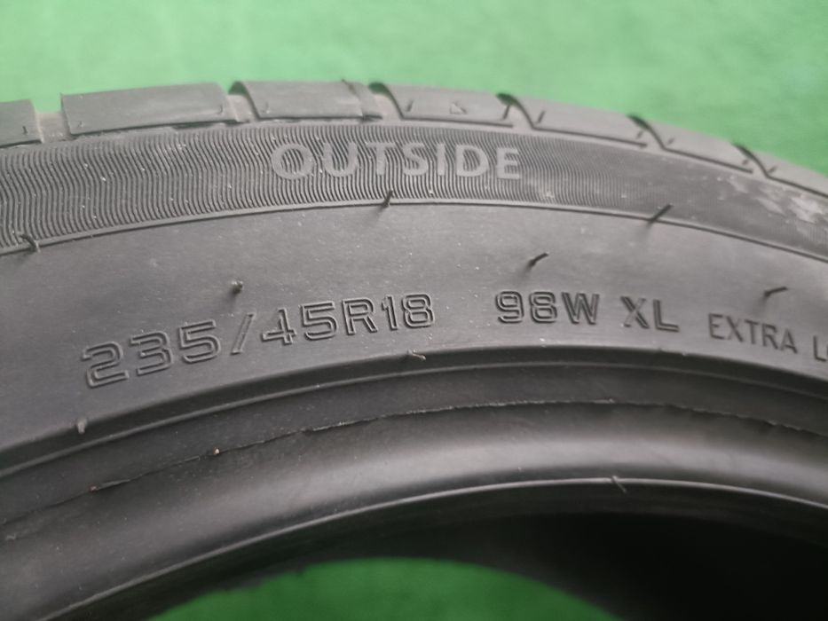 Шины новые 235/45 R18 Hifly