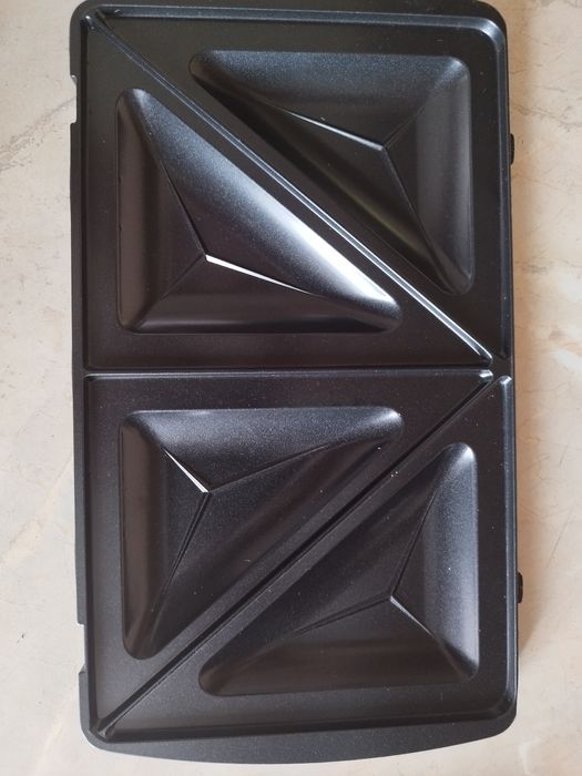 Два комплекта от по две приставки за грил сандвич