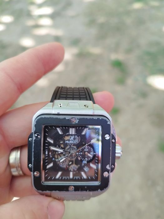 Vând ceas Hublot