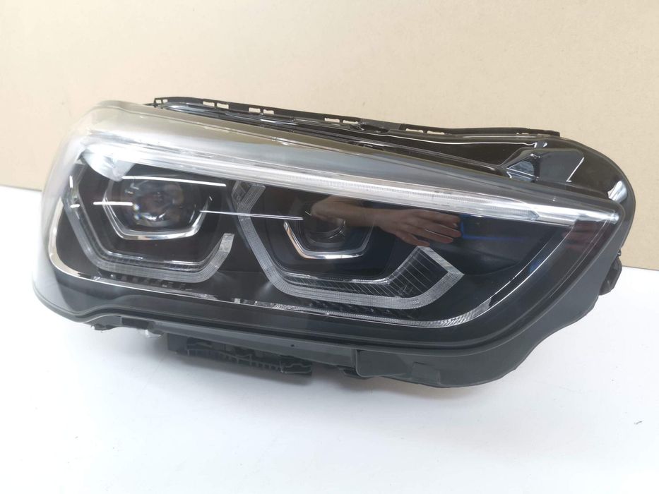 БМВ X1 / BMW X1 F48 [facelift] Дясна светлина Full Led БМВ X1 F48 [fac